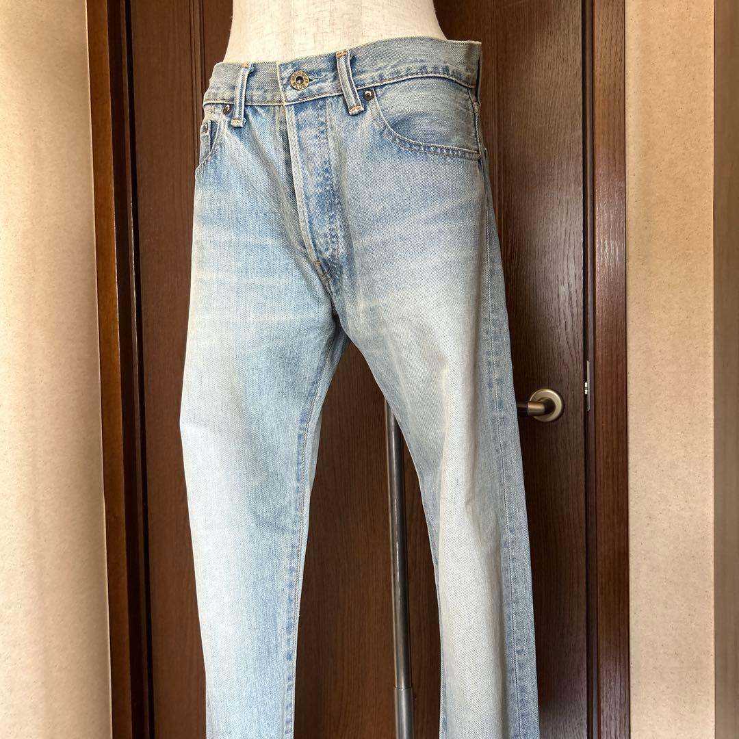 マディソンブルー　ストレートデニム