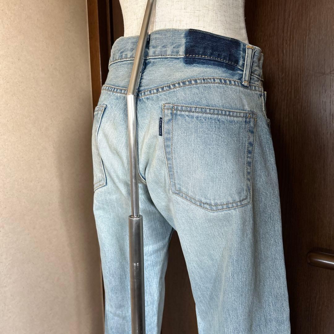 マディソンブルー　ストレートデニム
