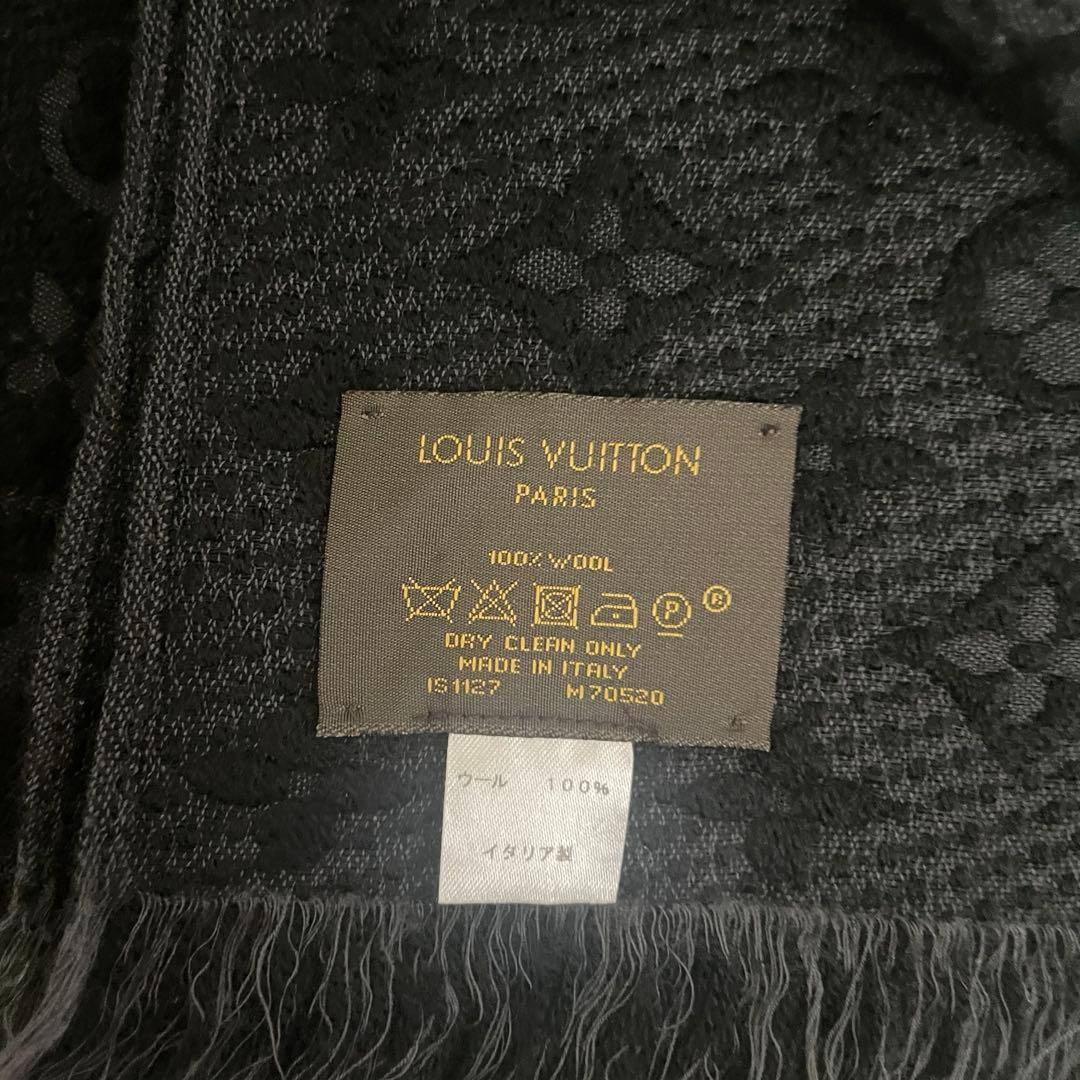 LOUIS VUITTON ブラックマフラー