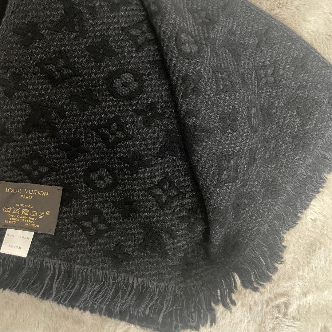 LOUIS VUITTON ブラックマフラー