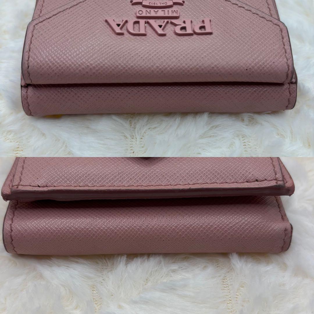 美品✨プラダ　シャイン　ピンク　三つ折り財布　サフィアーノレザー　折り財布