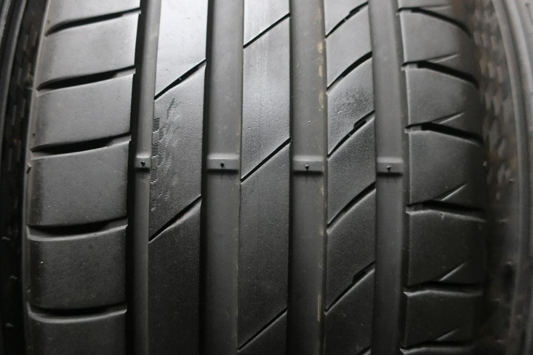 2024年製　クムホ　エクスタ　PS71　225/45R18　バリ溝90~95%