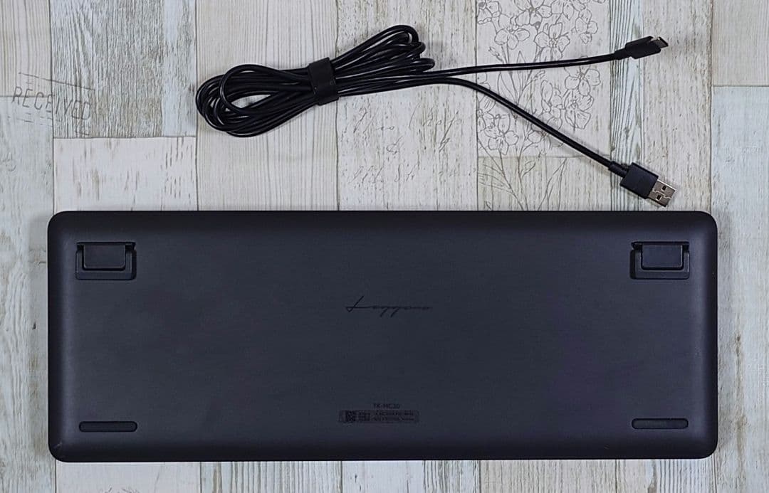 ELECOM Leggero 静音赤軸 テンキーレス