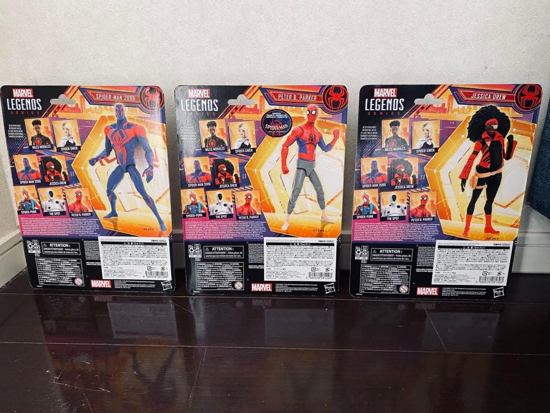 新品 スパイダーマン：アクロス・ザ・スパイダーバース フィギュアセット