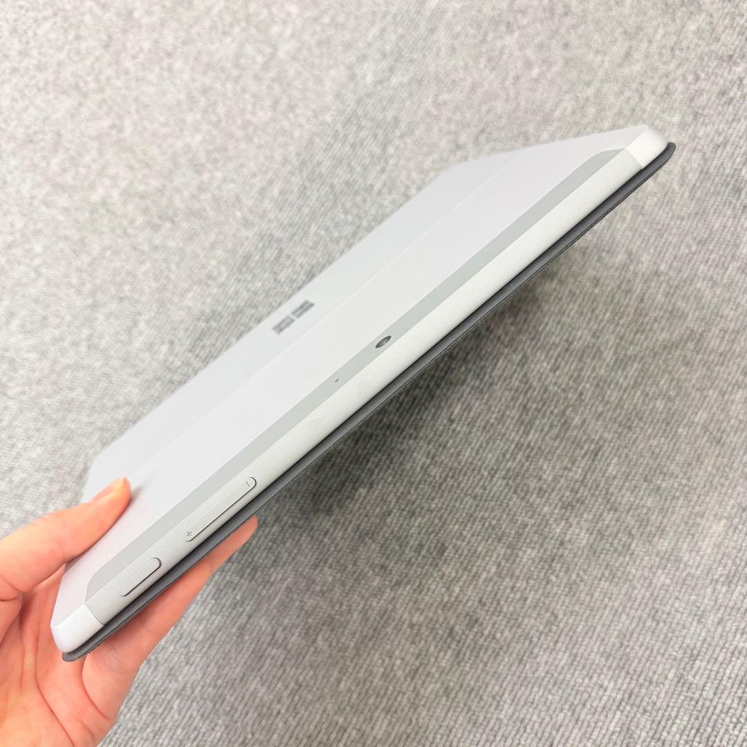 Windowsタブレット本体 Microsoft Surface Go 8GB/128GB Win 11