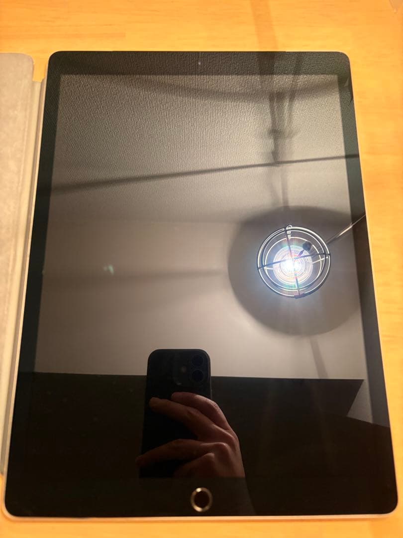 iPad Pro 12.9-inch Wi-Fi, Cellular 第1世代