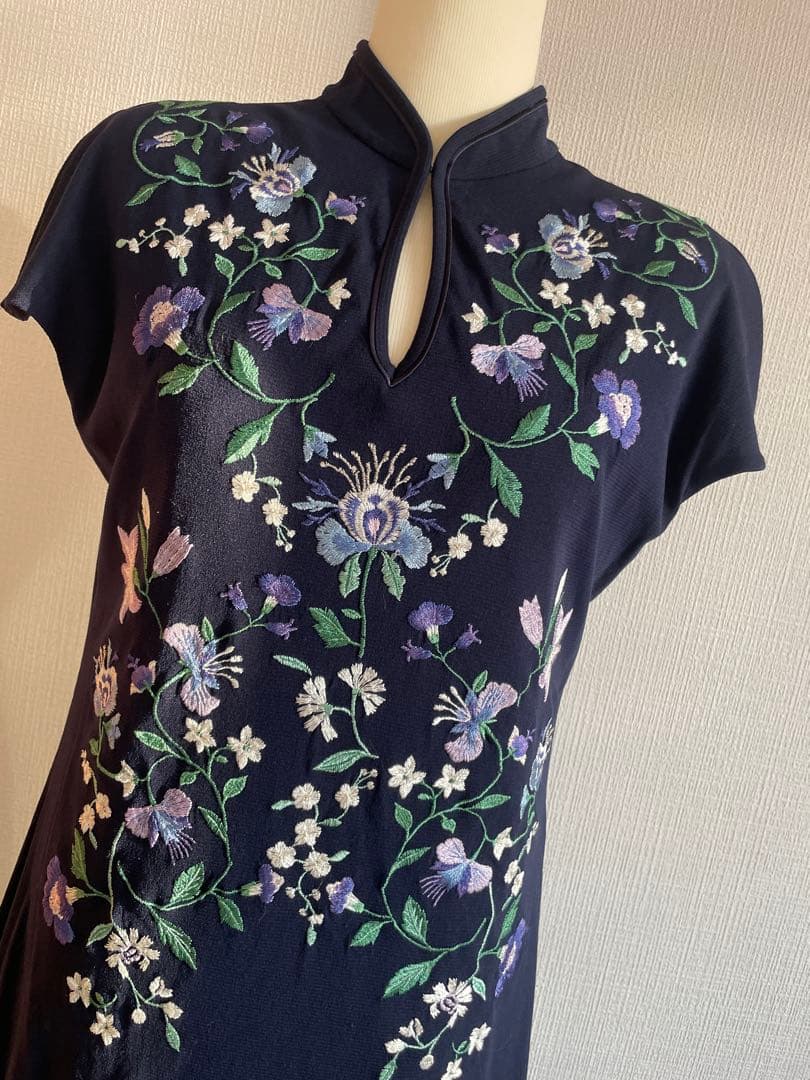 【20周年記念モデル】VIVIENNE TAM 刺繍 チャイナドレス ワンピース