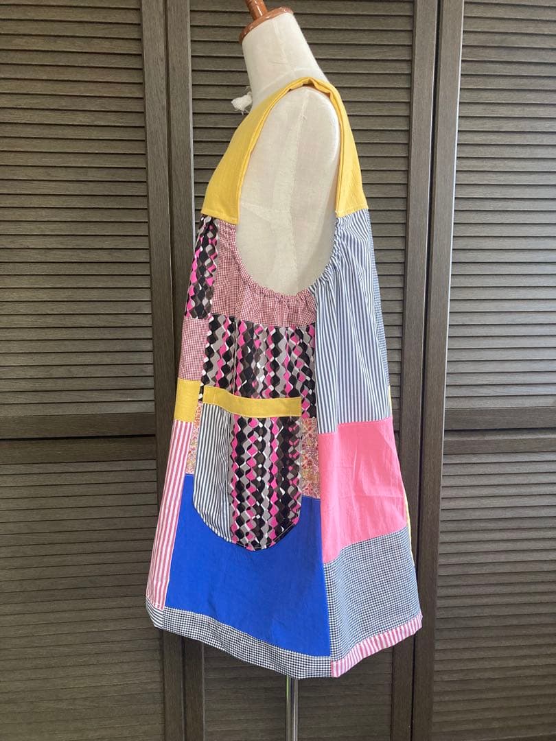 専用　ハンドメイド　エプロン　割烹着　保育士　介護士　看護師　ワンピース