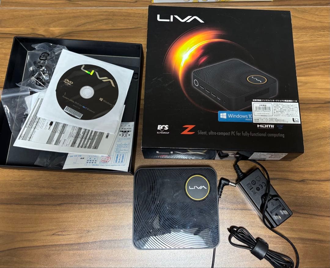 LIVA Z ミニPC Windows 11更新済