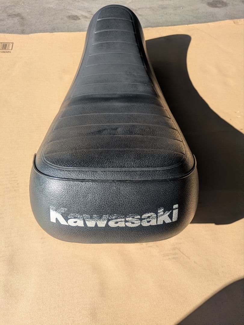 Kawasaki バイクシート 純正　250TR