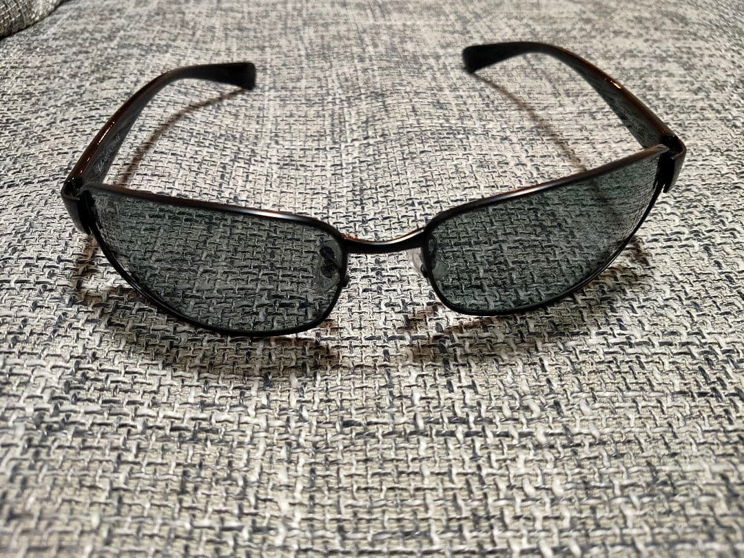 美品Ray-Ban RB3364ブラックフレーム サングラスケース付