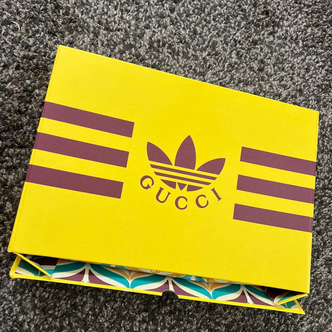 GUCCI×アディダス　Tシャツ