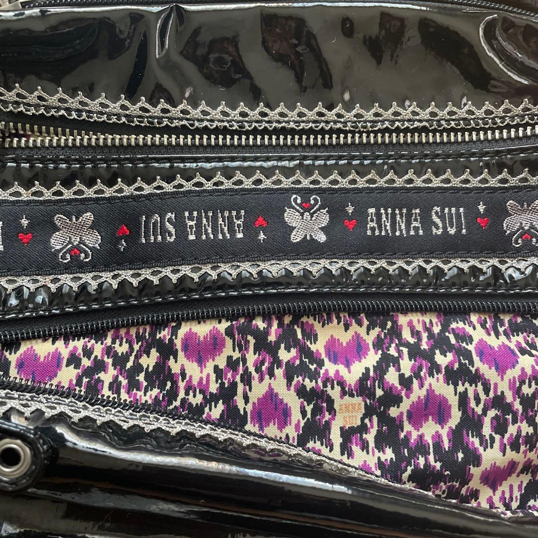 ANNA SUI ボディバッグ エナメルバッグ　ブラック　蝶