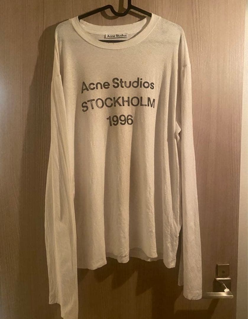 Acne Studios Dusty White ロンTシャツ