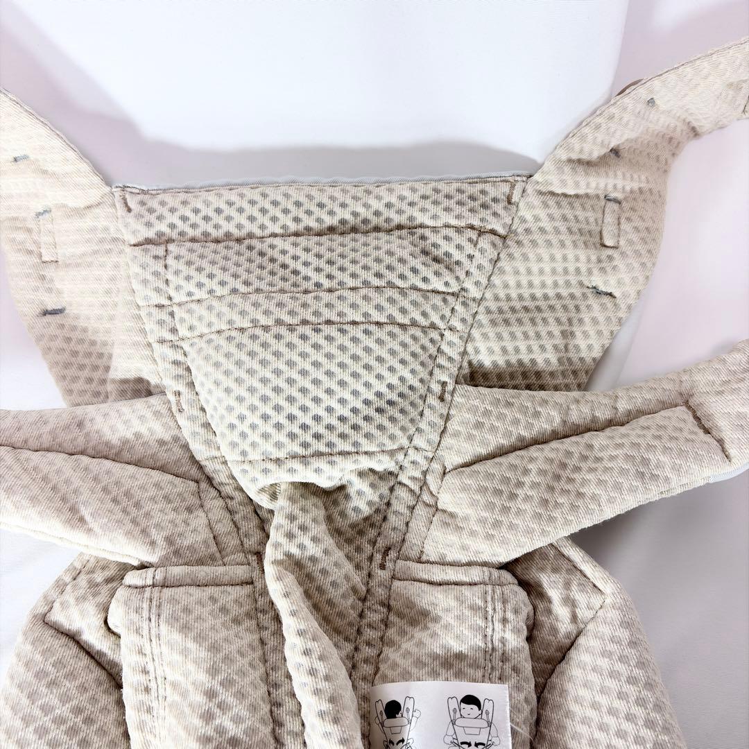 【良品】エルゴベビー オムニブリーズ サンドベージュ 動作良好・本体のみ