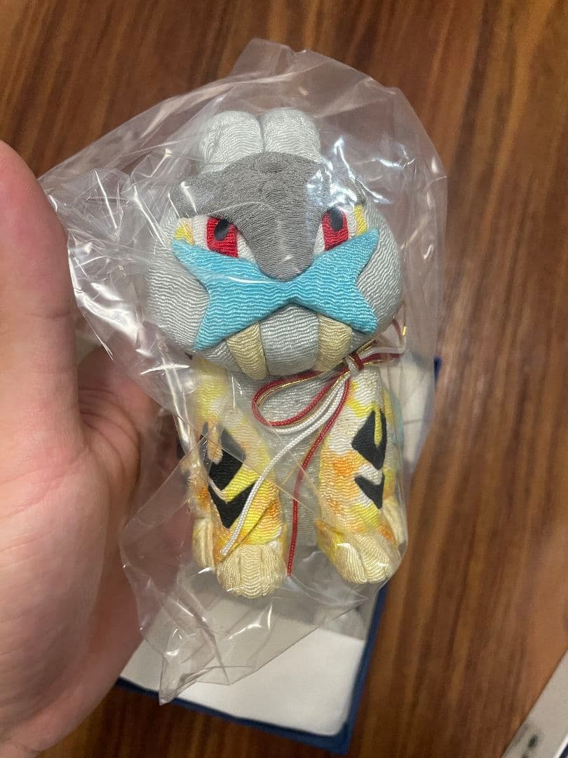 真多呂人形　木目込み　ポケモン　ライコウ　伝統工芸　江戸木目込人形