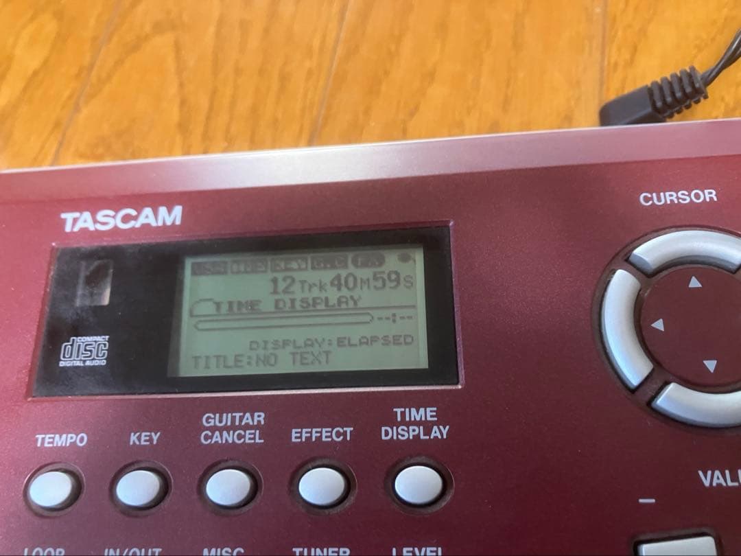 TASCAM CD-GT2 ポータブルCDギタートレーナー