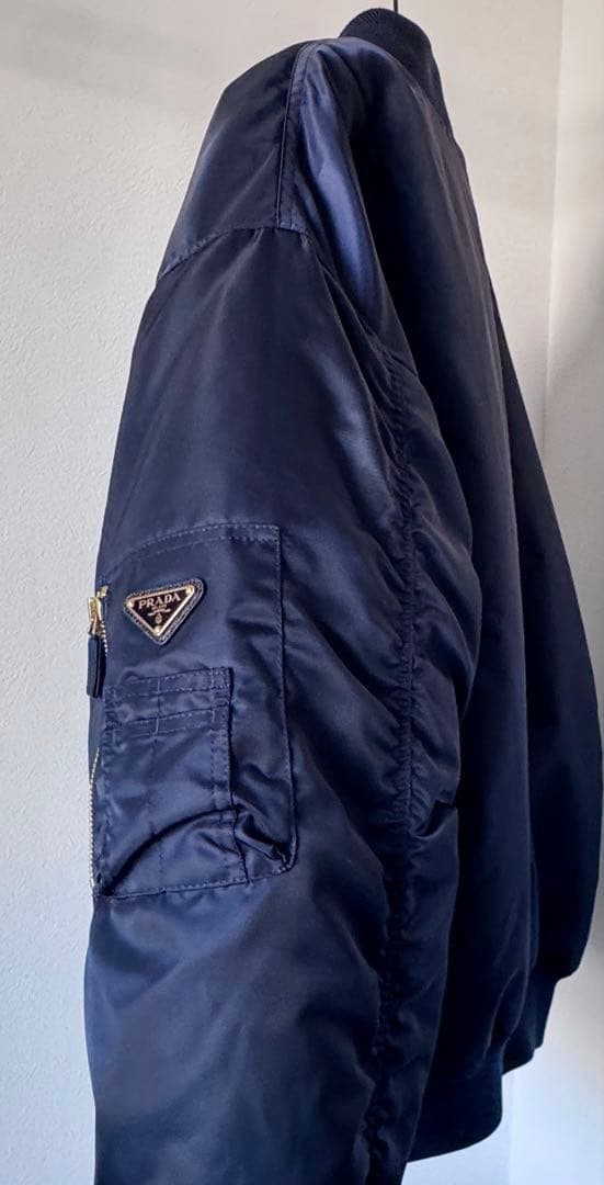 PRADA 2024AW RE-NYLON ネイビー パデッドジャケット
