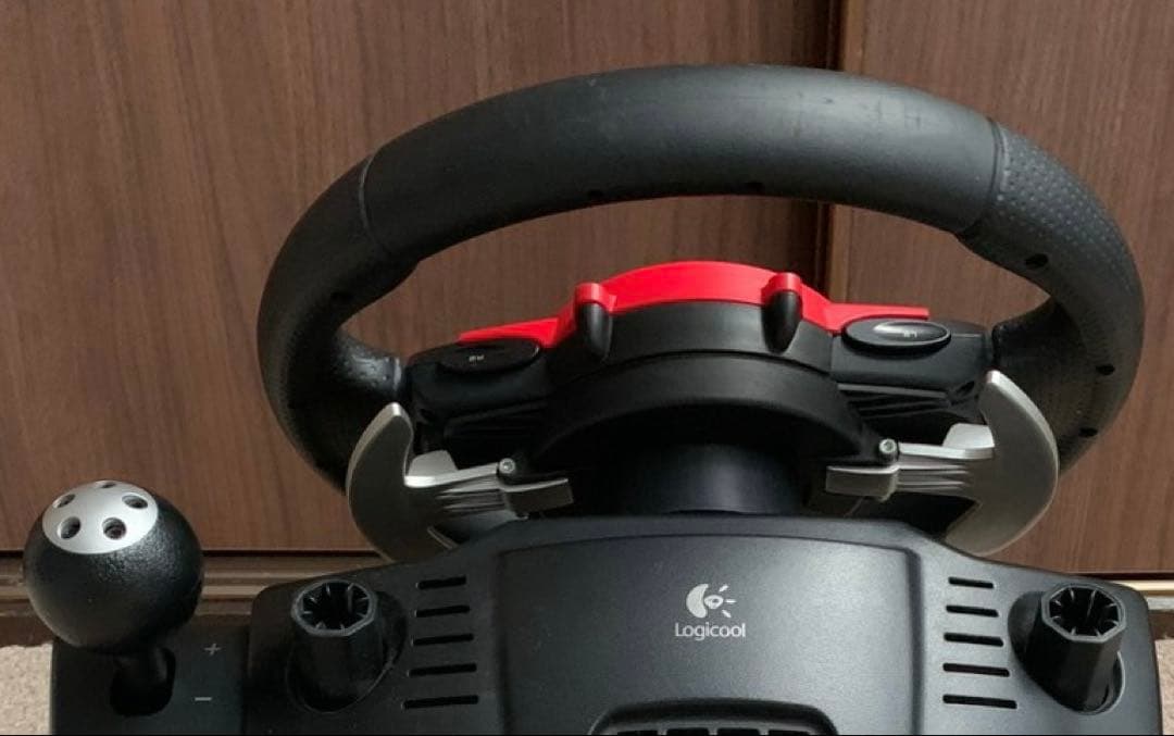 e*m様 ロジクール ドライビングフォースGT パドルシフト ホイールスタンド