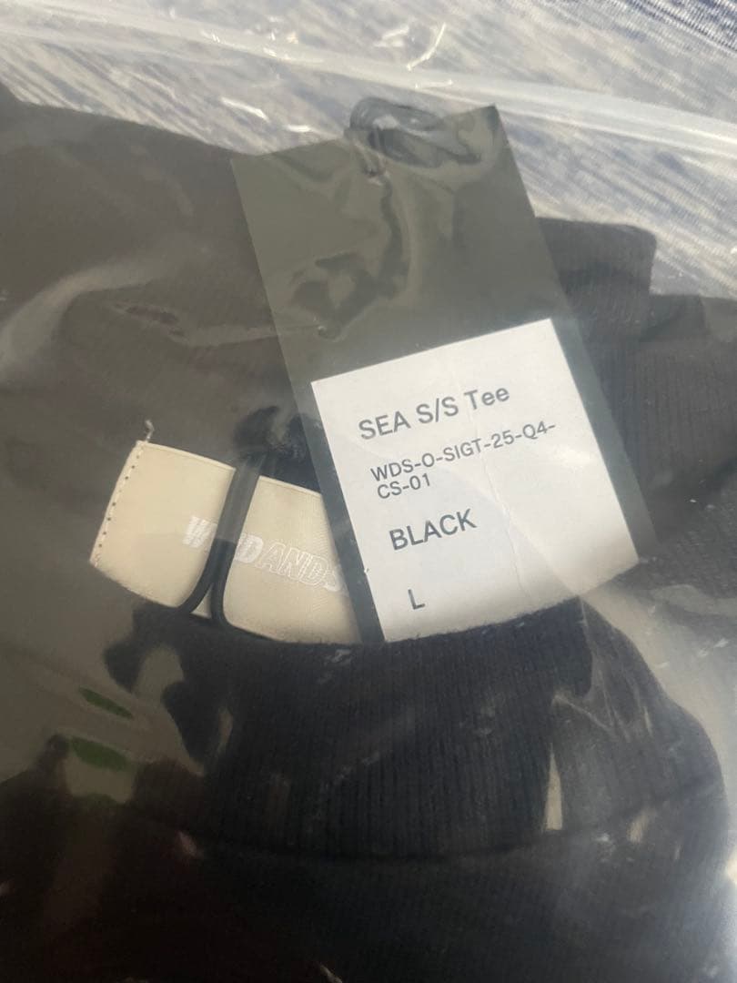 WIND AND SEA Tシャツ ブラック/レッド　L size