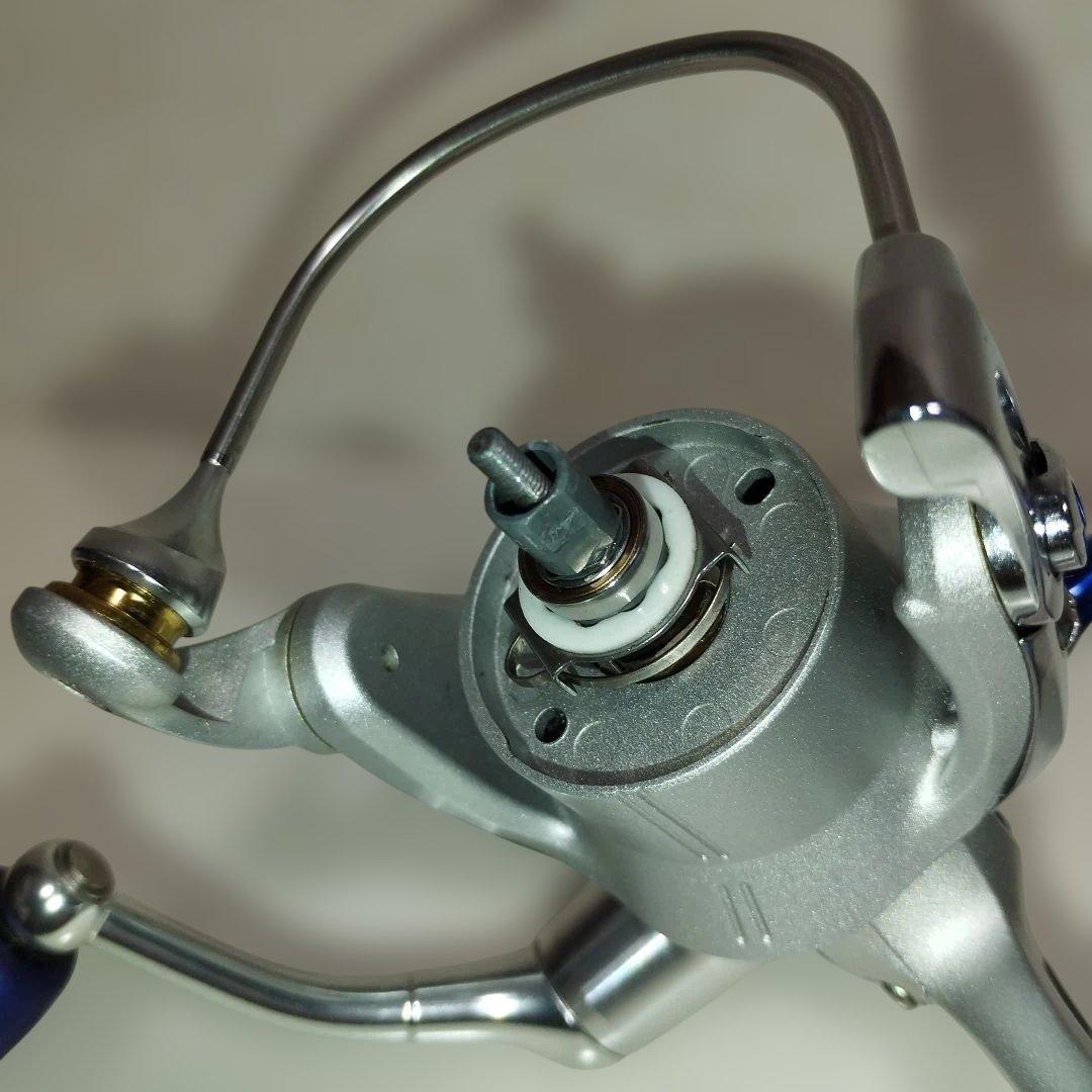 【専用】DAIWA ダイワ07ルビアス　RCSスプール　カスタムノブ　ブルー