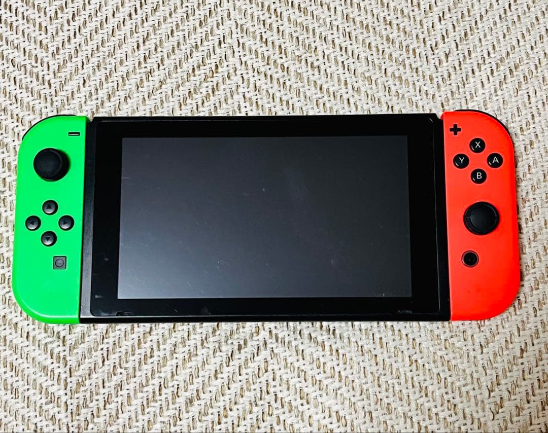 【動作確認済】Nintendo Switch本体，赤/緑ジョイコン（付属品付き）