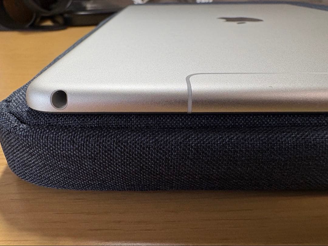 iPad Air3 Wi-Fi+cellularモデル シルバー 64GB 本体