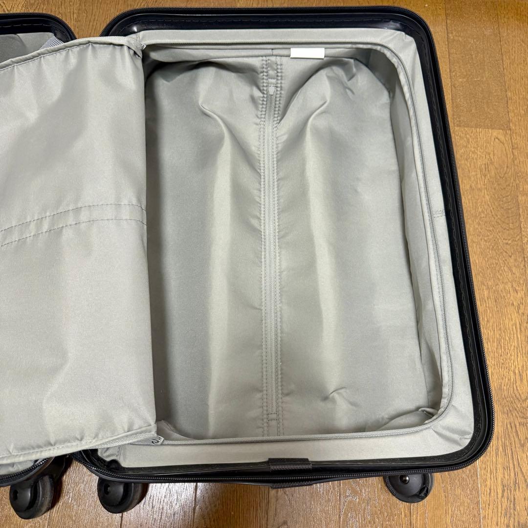 無印良品 キャリーケース 36L TSA 鍵付き 赤
