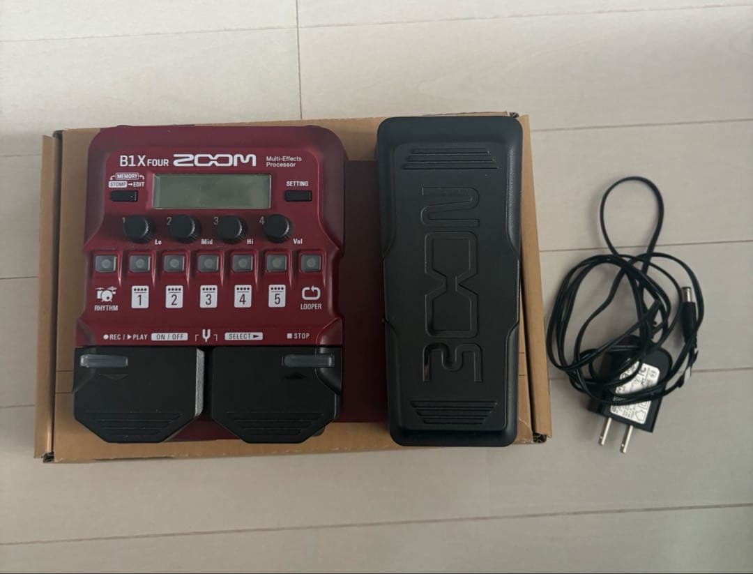 ZOOM B1X FOUR アダプタ付