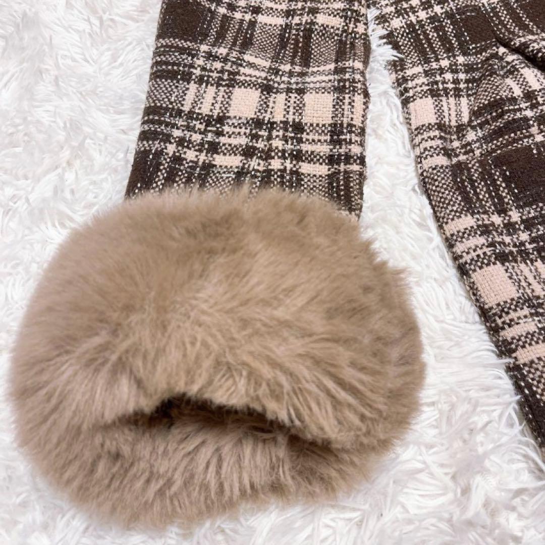【美品】タックデザインチェックコート