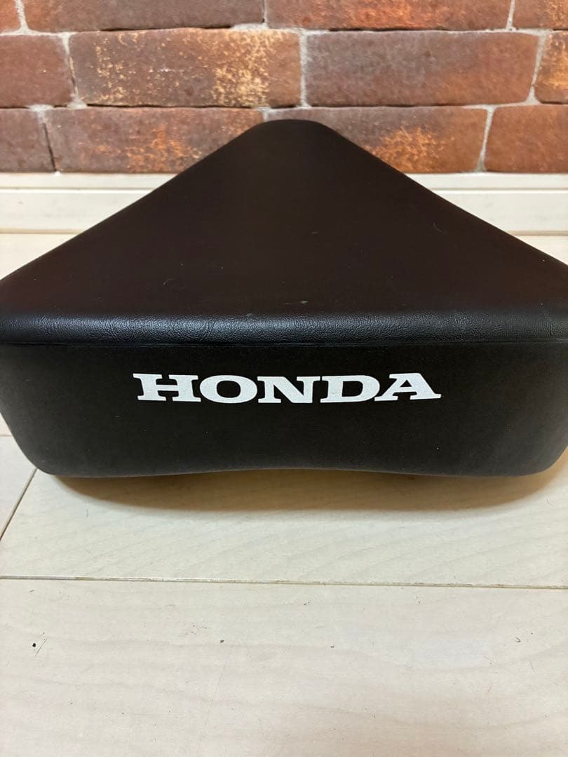ホンダクロスカブ110【JA60】純正シート。予備用、ノーマル用、修理用。