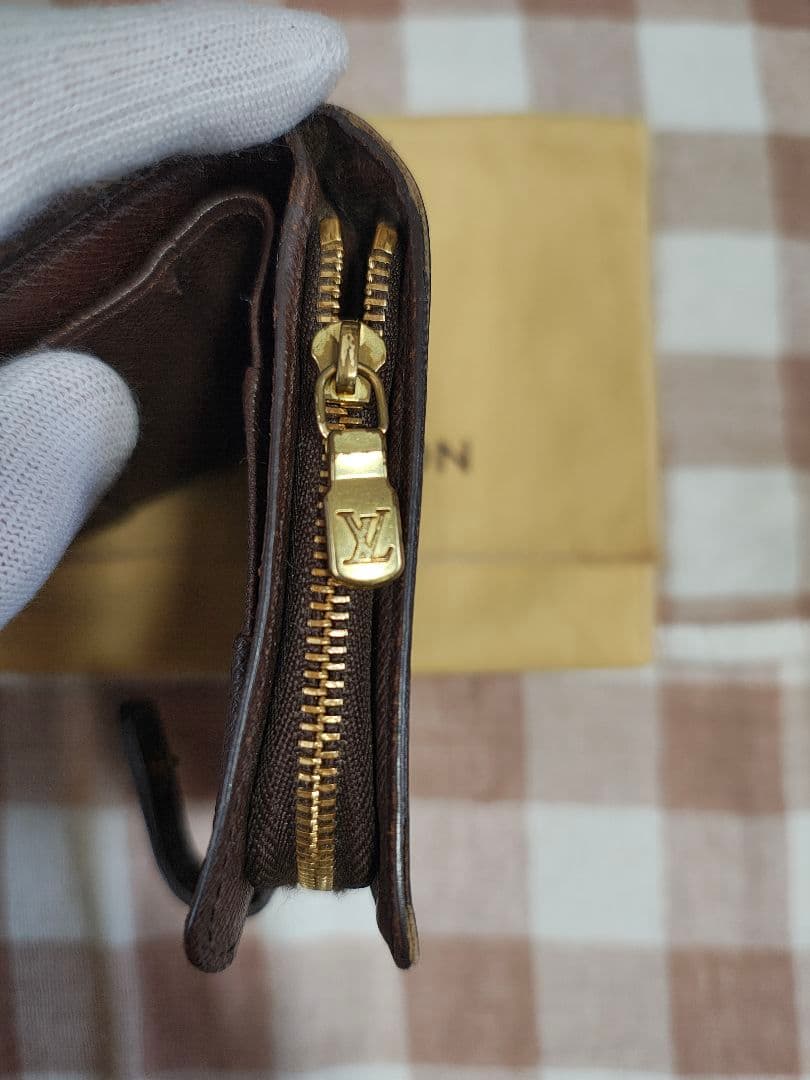 LOUIS VUITTON ダミエ 二つ折り財布 保存袋付き