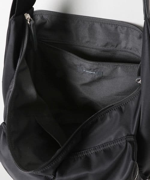 JEANASIS ナイロンWポケットボディBAG 新品 ジーナシス ショルダー
