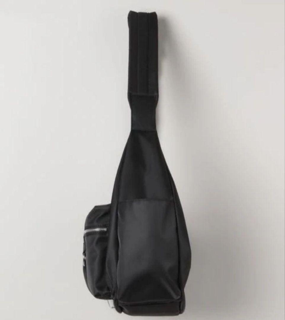 JEANASIS ナイロンWポケットボディBAG 新品 ジーナシス ショルダー