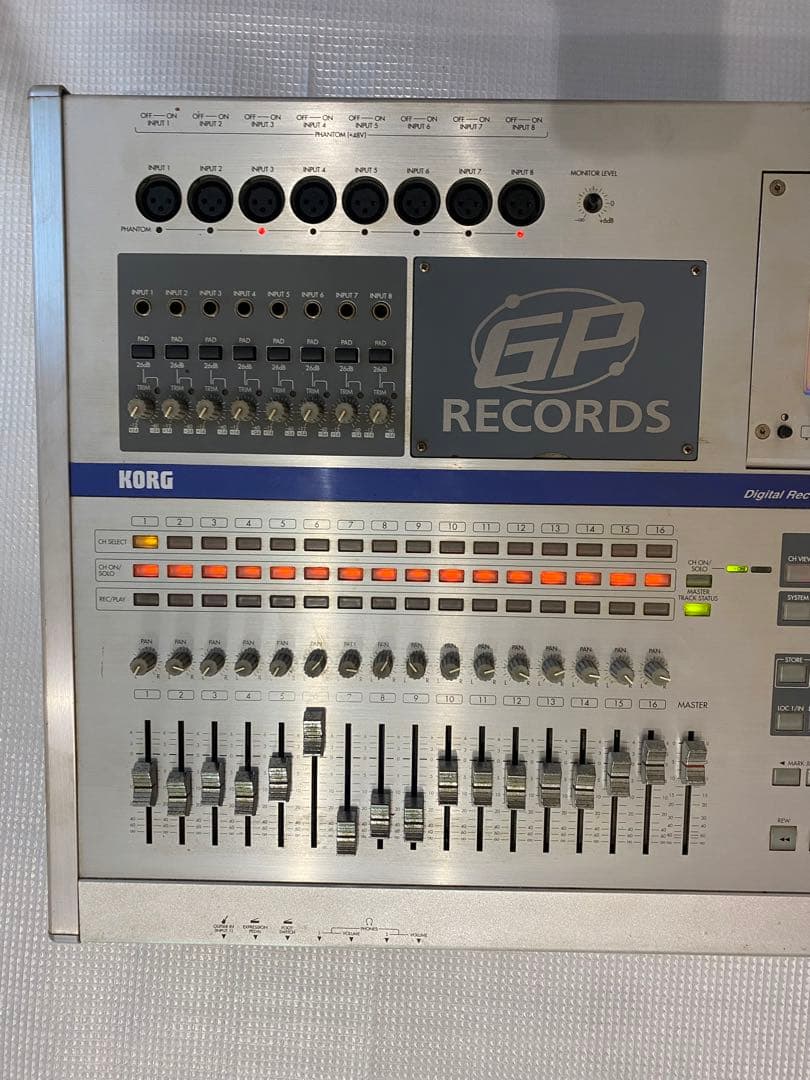 配信機器・PA機器・レコーディング機器 KORG D16XD