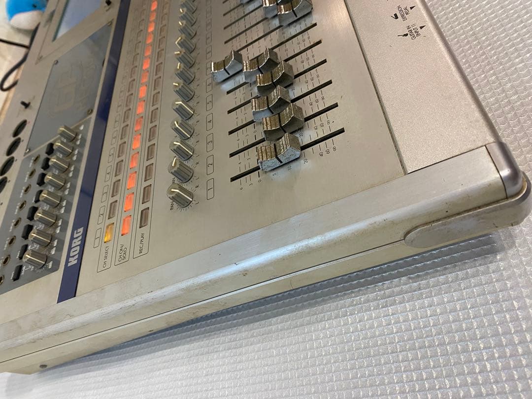 配信機器・PA機器・レコーディング機器 KORG D16XD