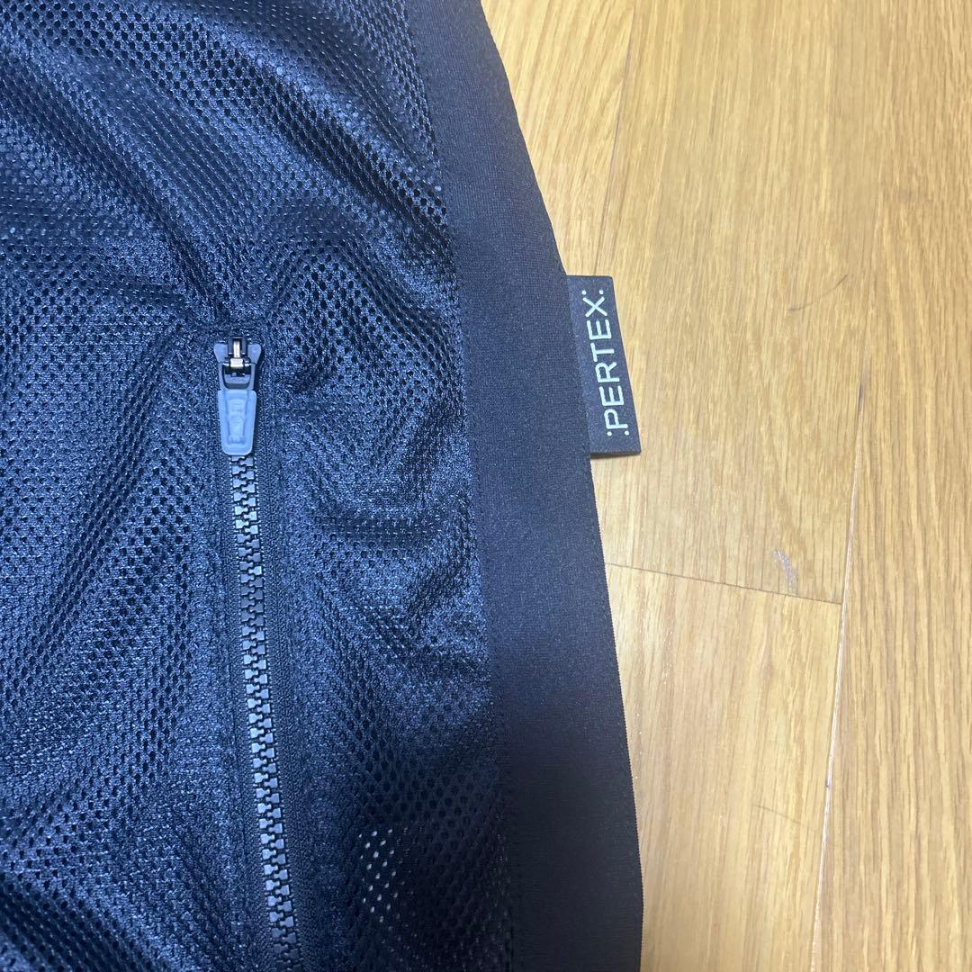 MARMOT CAPITAL メッシュベスト　PERTEX