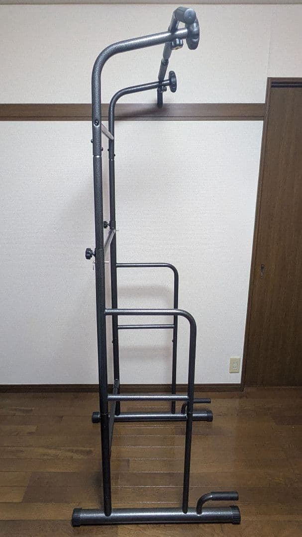 ぶら下がり健康器/懸垂マシン