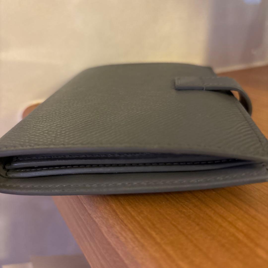 美品　CELINE グレー 二つ折り財布
