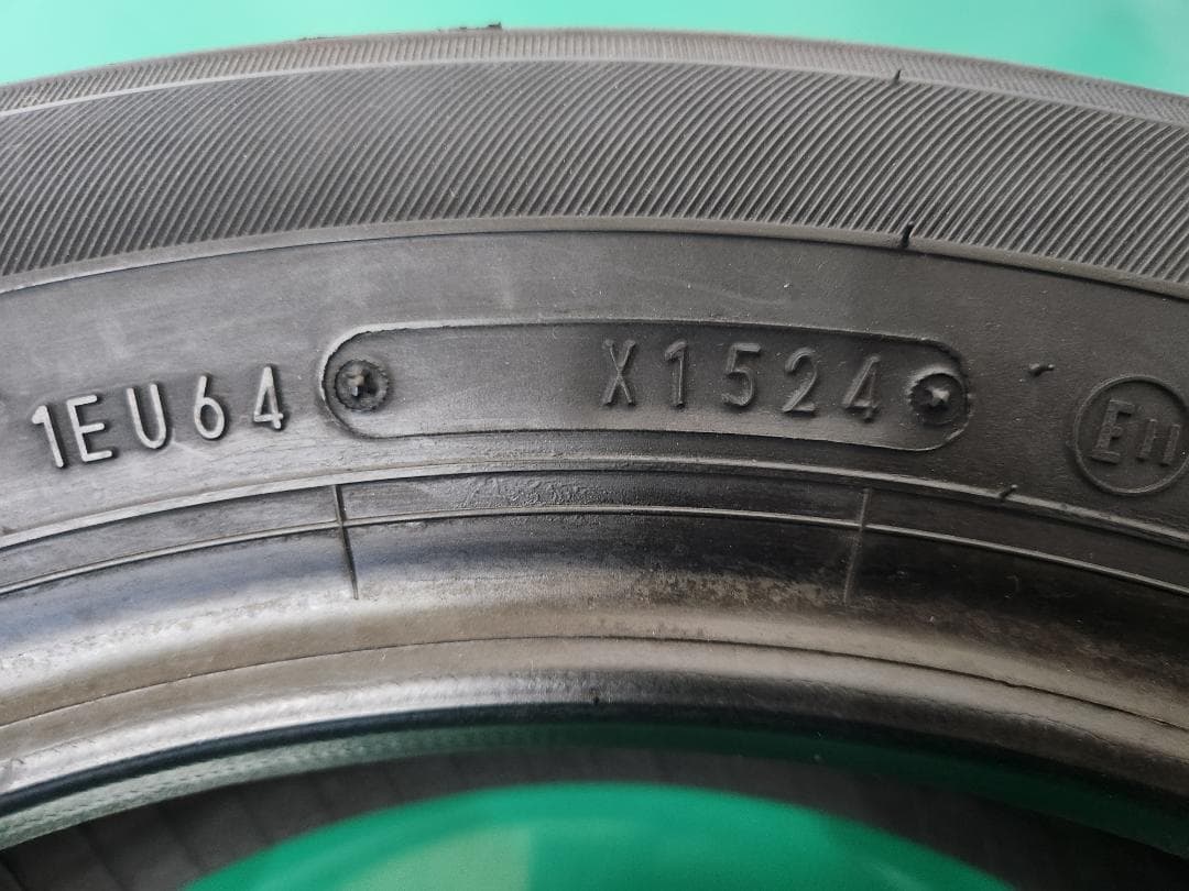 送料込☆2024年製 ダンロップタイヤ 165/65R15日本製☆2本