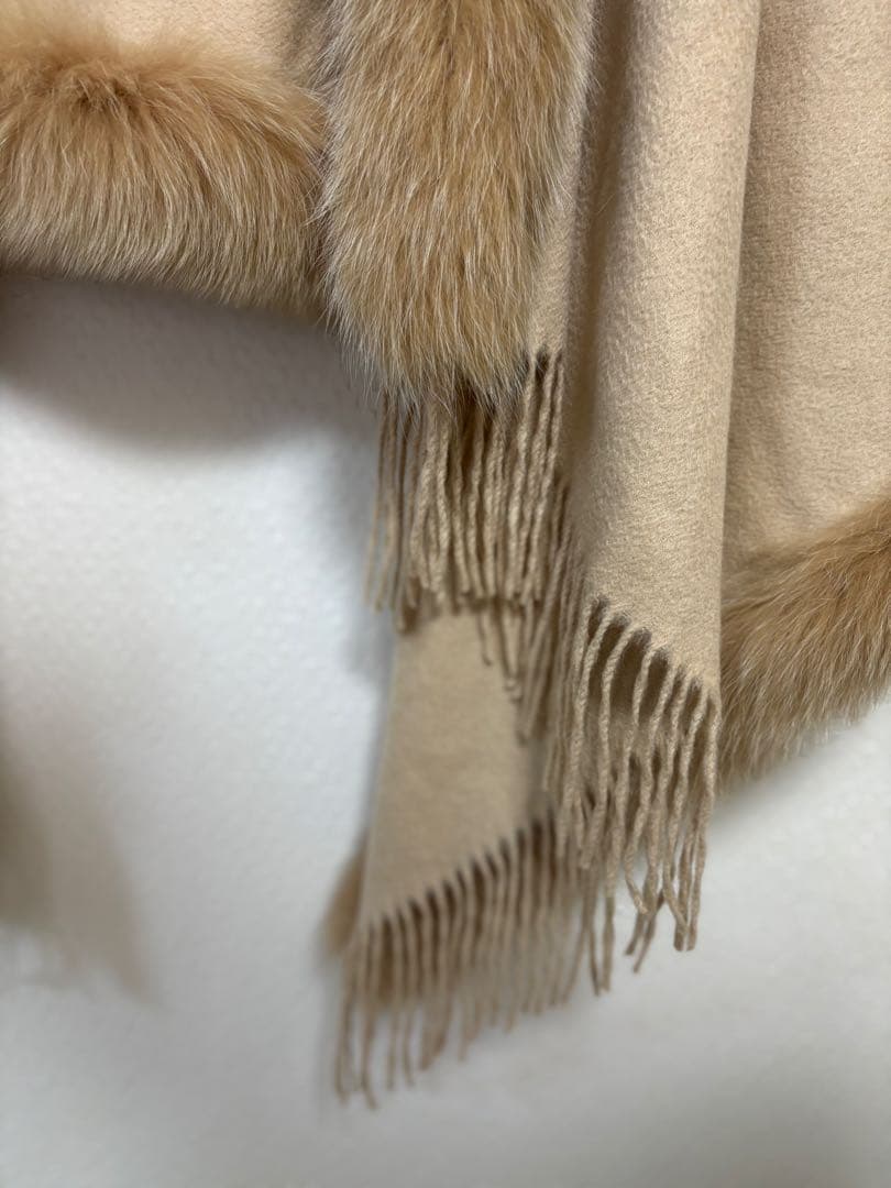 【美品】ポンチョ ストール カシミヤ フォックスファー ベージュ クレージュ