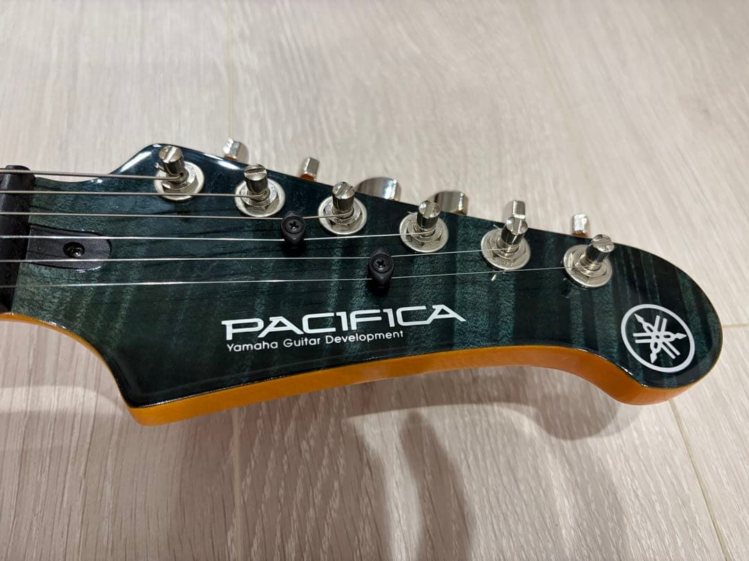 YAMAHA PACIFICA ギター