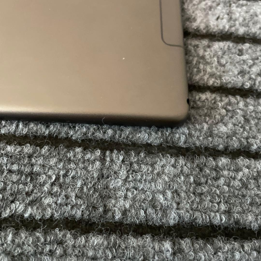 176 iPad Air3 64GB SIMフリーモデル スペースグレイ