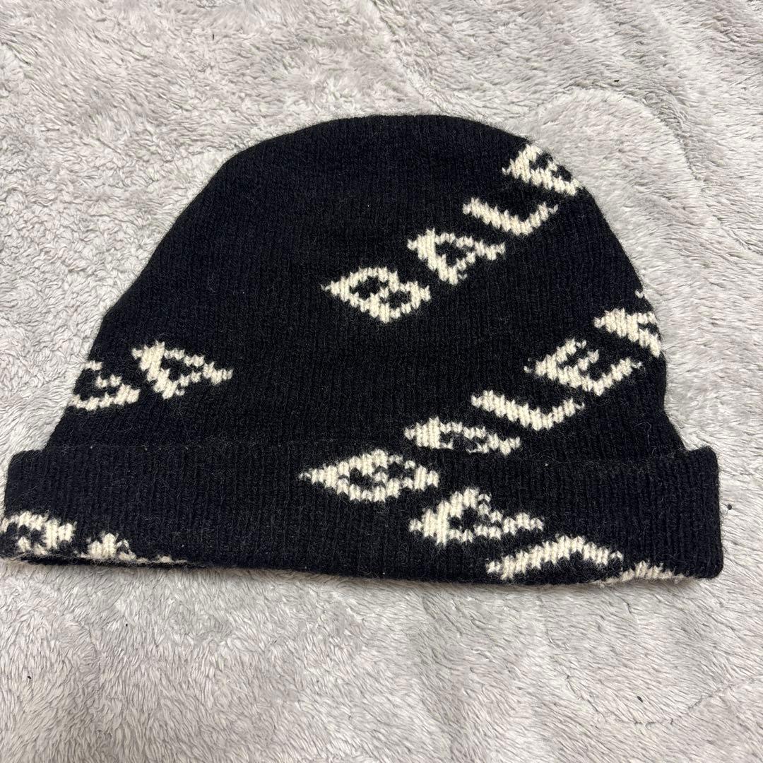 BALENCIAGA 黒 ニット帽