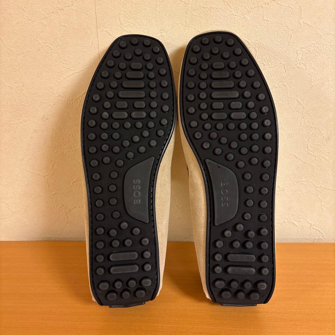 （新品未使用）（値下げ）BOSS メンズ ドライビングシューズ ベージュ 43