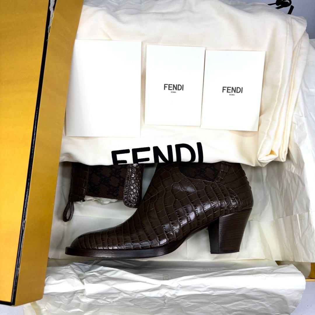 FENDI フェンディ　サイドゴアブーツ　クロコ型押し