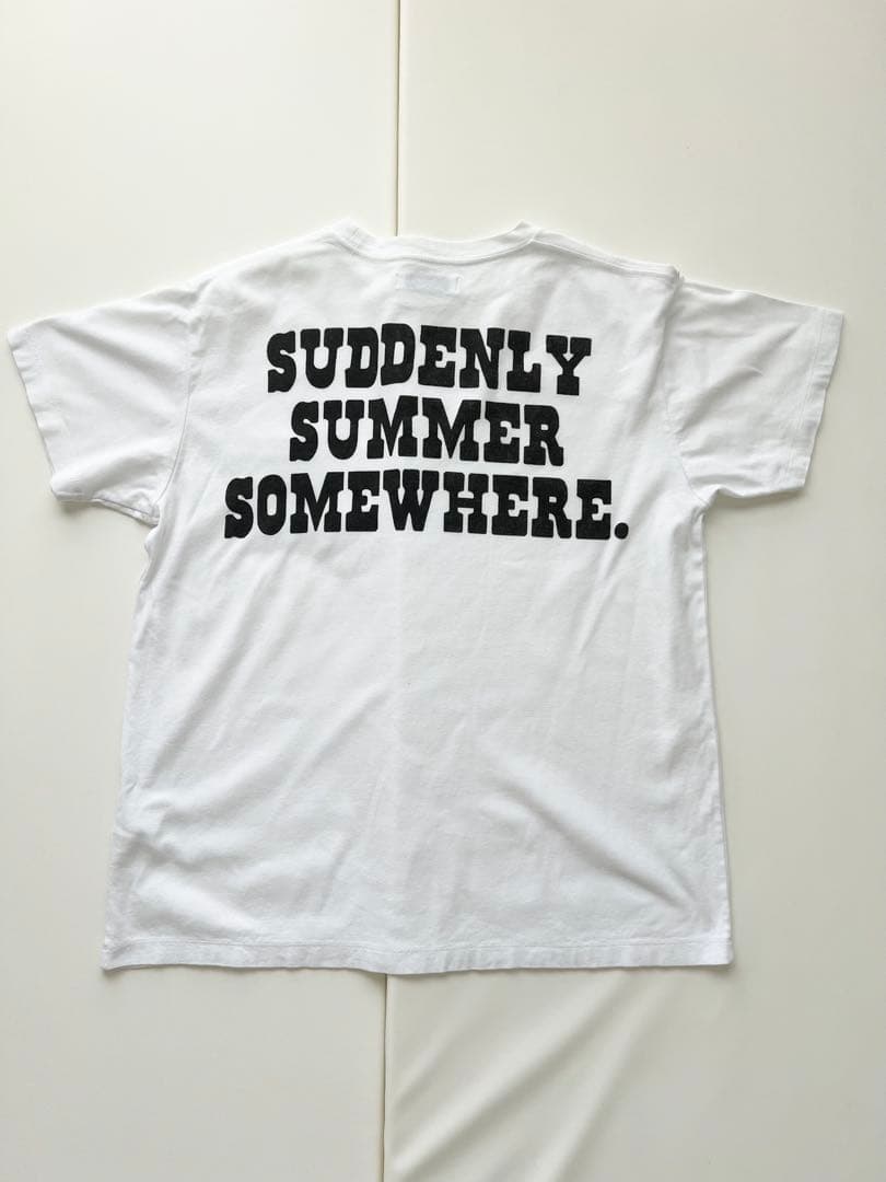 MADISONBLUE TYPOGRAPHY Tシャツ　ブラック　01