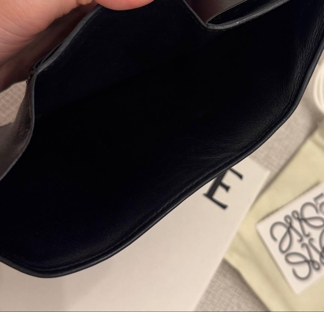 LOEWE ロエベスモールバーティカルウォレット ファ スナー折財布 黒 美品