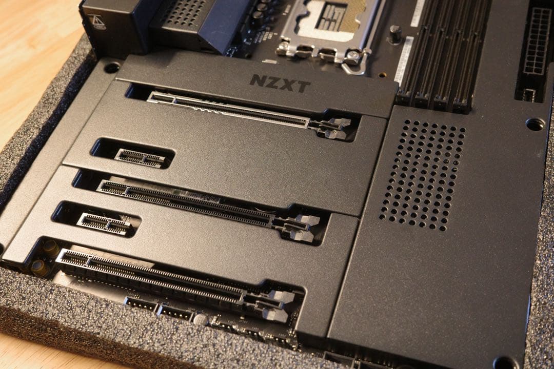 【ジャンク】NZXT N7 Z790