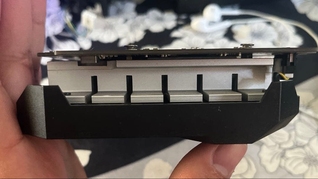 Asus GeForce GTX1650 シングルファン